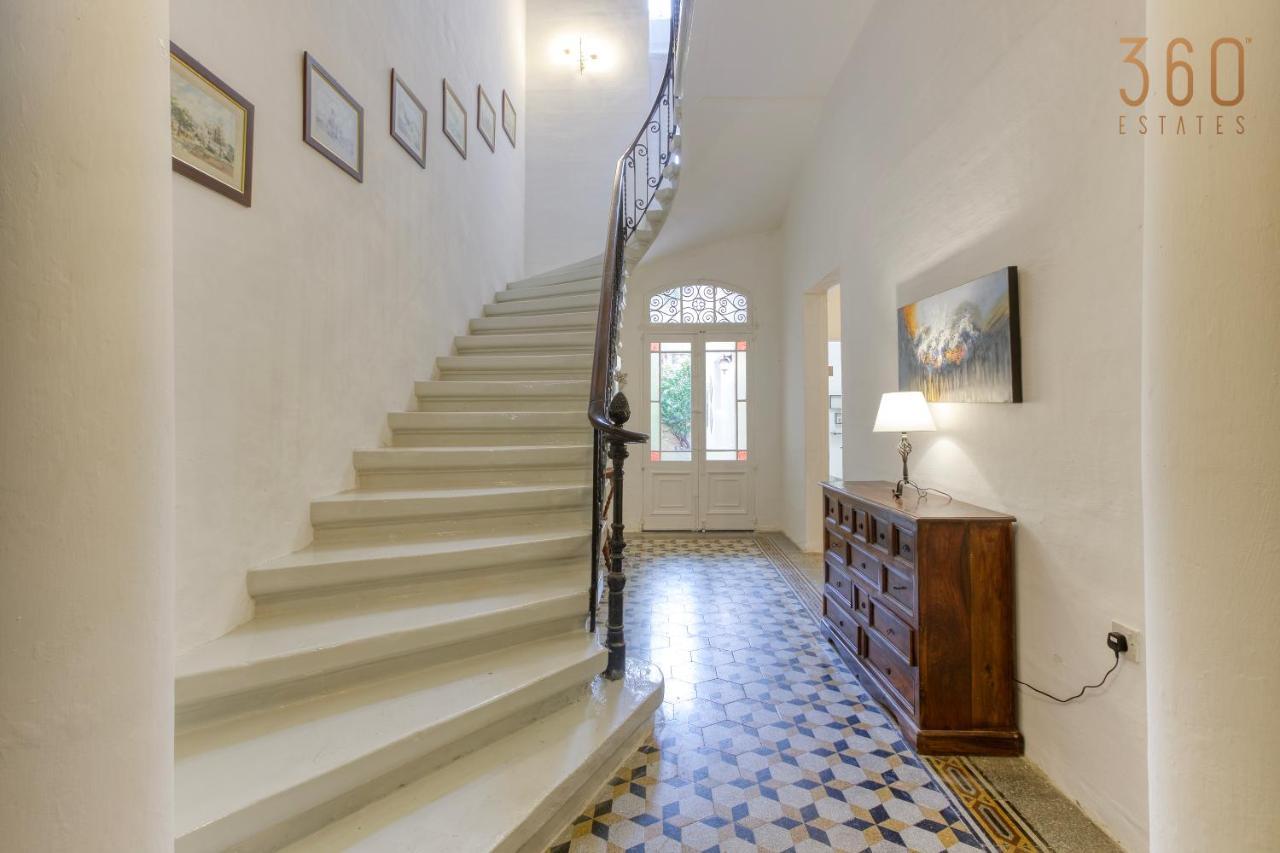 Hébergement de vacances Cosy 4br Townhouse In Sliema's Traditional Heart By 360 Estates *