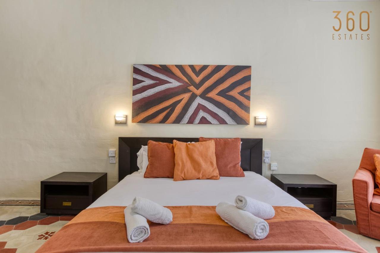 Cosy 4br Townhouse In Sliema's Traditional Heart By 360 Estates Hébergement de vacances