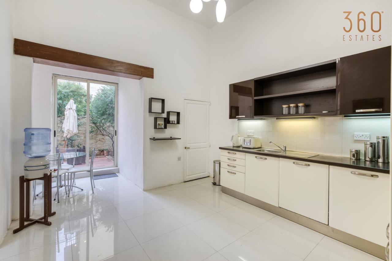 Hébergement de vacances Cosy 4br Townhouse In Sliema's Traditional Heart By 360 Estates Sliema
