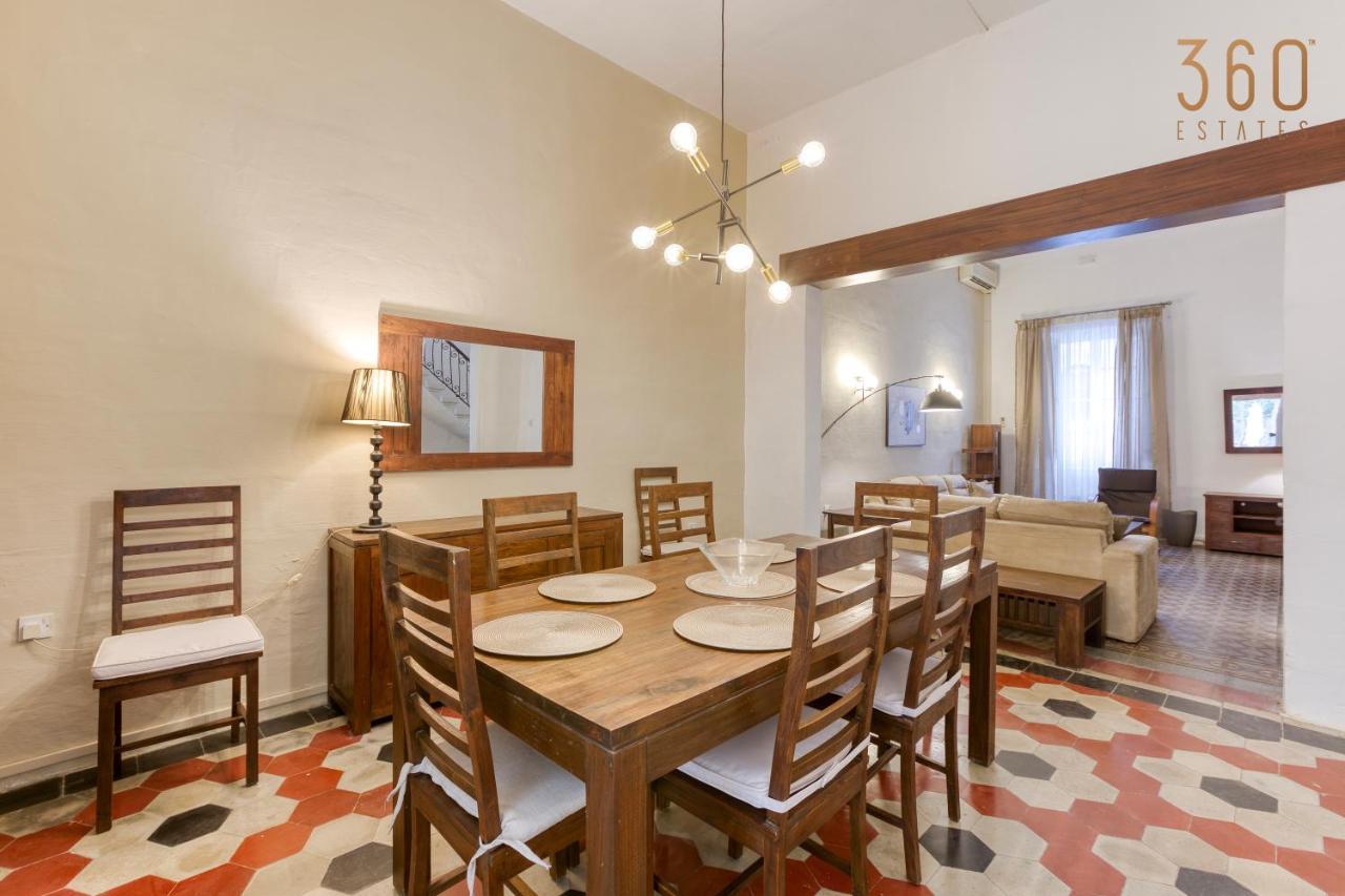 Cosy 4br Townhouse In Sliema's Traditional Heart By 360 Estates Holiday home *